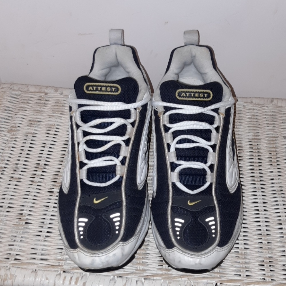Nike ATTEST vintage 1999 mens